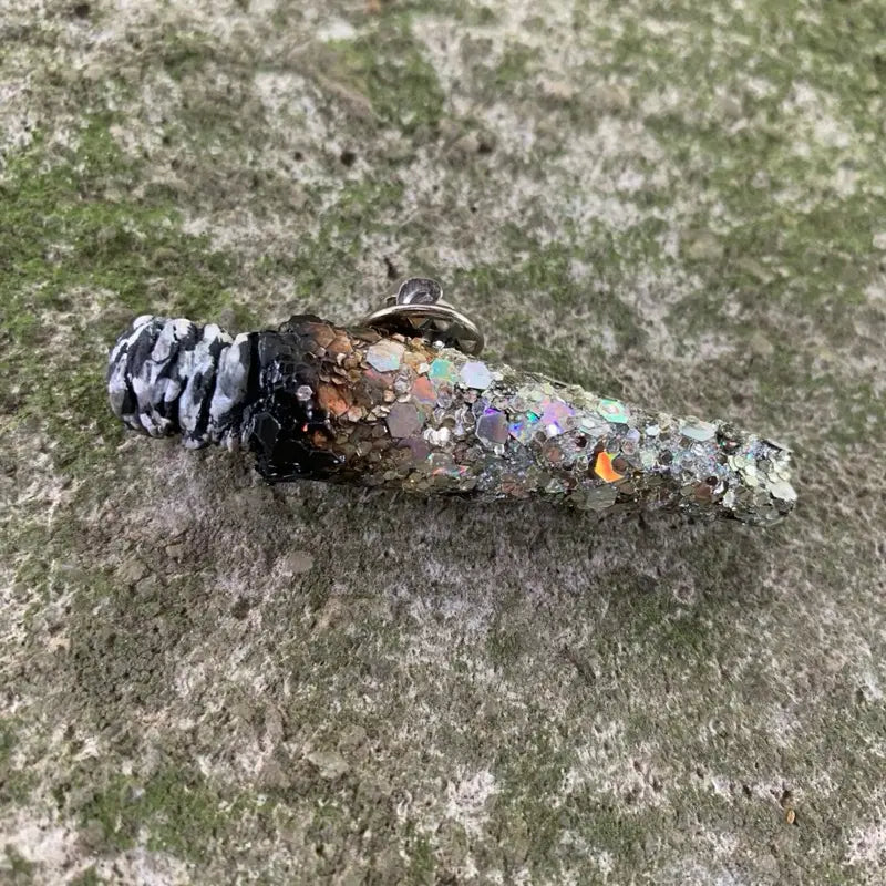 Novelty Glitter Blunt Pin Brooch with Iridescent Sparkle and Ash Effect Tip [YQT:ML-260924-001:f4be7b70a3e8e975]